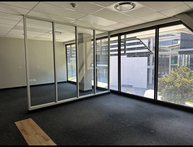 230M² OFFICE TO LET IN CENTURION CENTRAL